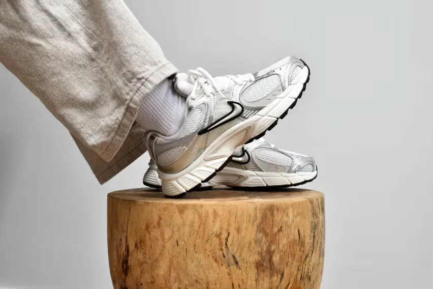 Nike V5 RNR Wmns "Summit White"