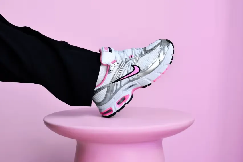 Nike Air Max Moto 2K Wmns «Pink Spell»