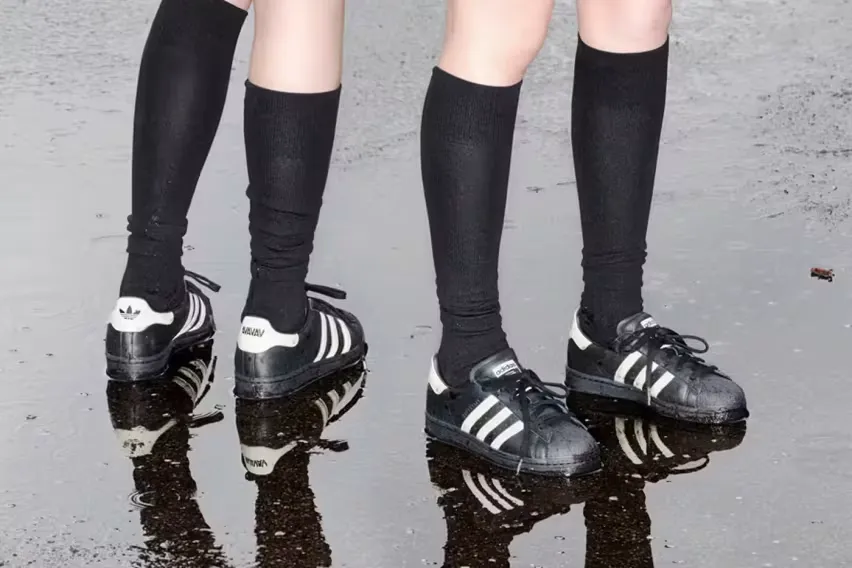AVAVAV и Adidas снабдили кроссовки Superstar «суперпальцами»