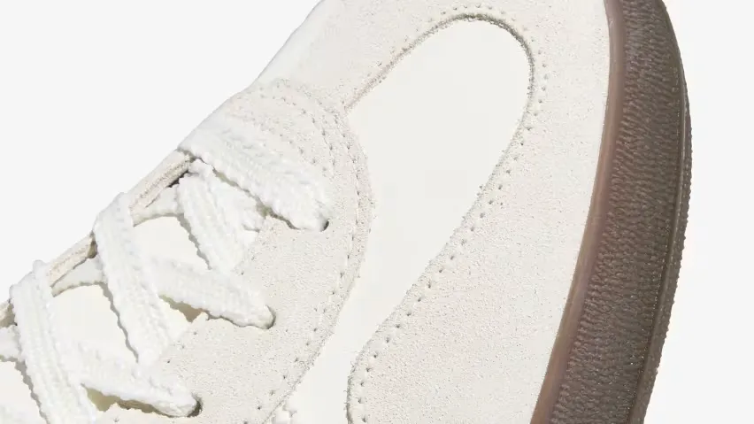 CLOT и Adidas добавили красивый бисерный мотив к двум расцветкам кроссовок Gazelle