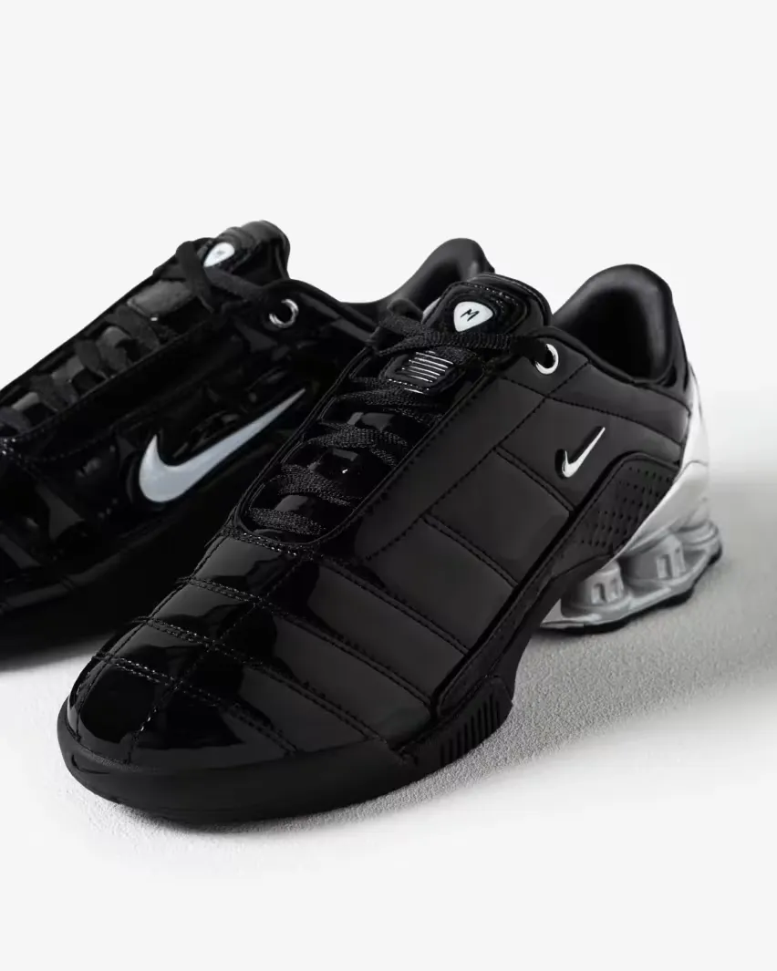 12 июля MAHA подарит Nike Total 90 футуристический апгрейд Shox