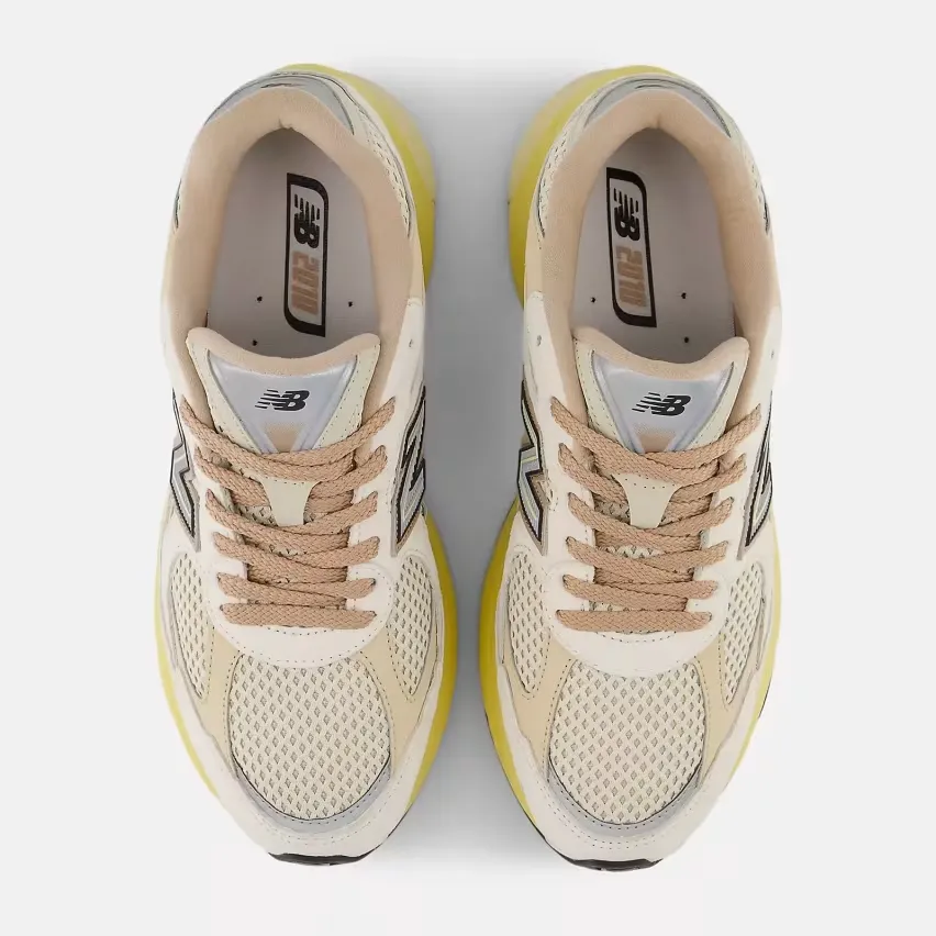 23 июля поступят в продажу кроссовки New Balance 2010 в летней расцветке «Linen Desert Clay»
