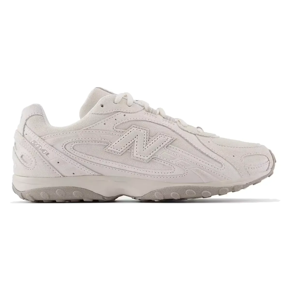 New Balance выпускает новые кроссовки 204L в двух чистых расцветках