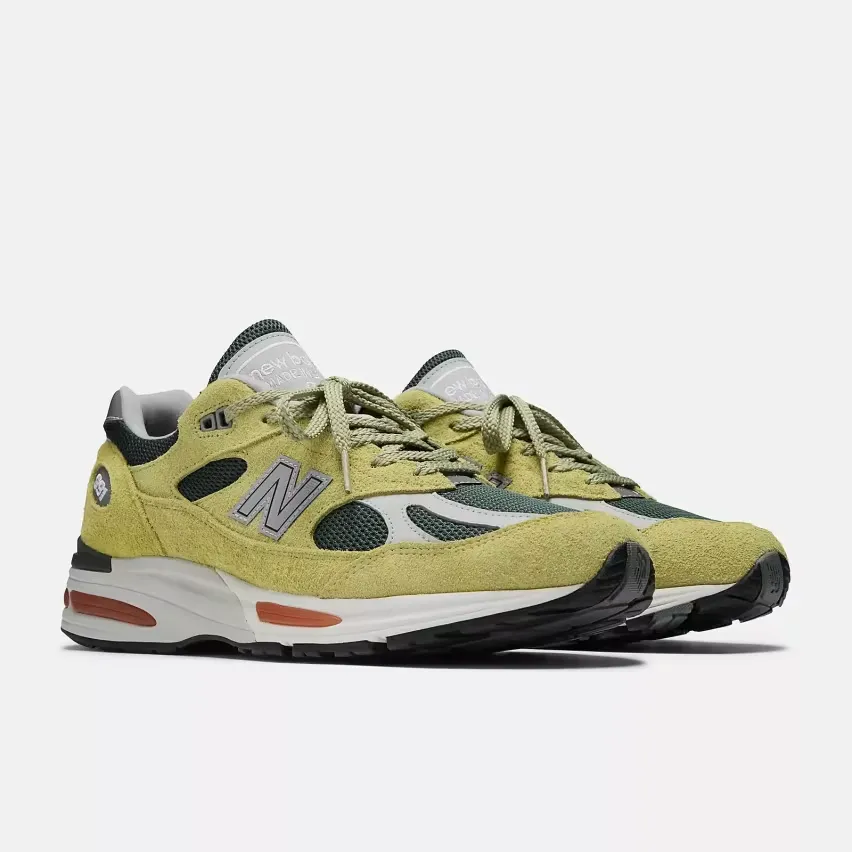 Милые, мягкие и стильные: 31 июля модель New Balance 991 Made in UK будет представлена в двух расцветках «Grape Sorbet»