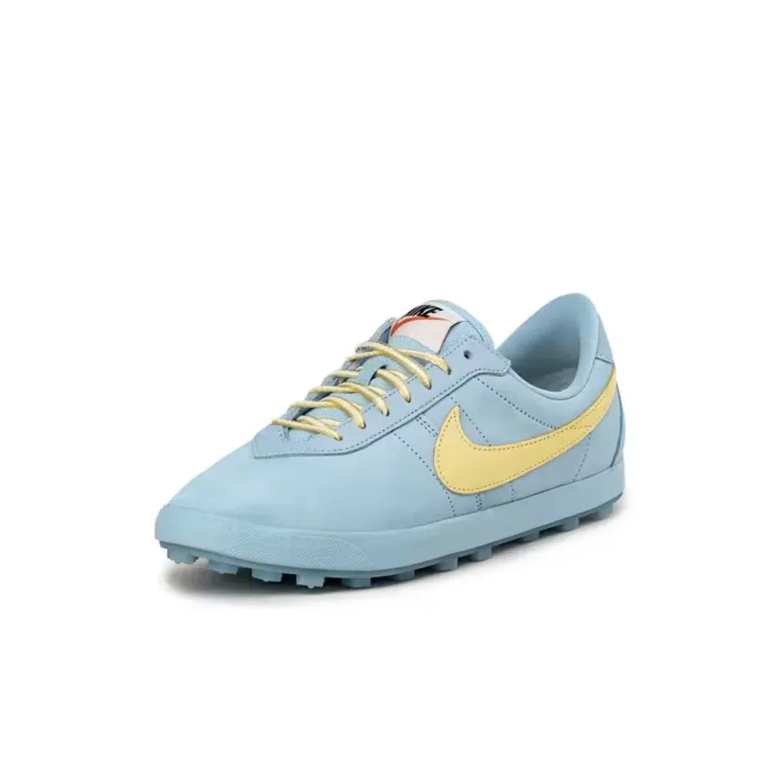 25 июля, в пятницу, Nike выпустит Astrograbber в цветах «Aluminium» и «Soft Yellow»