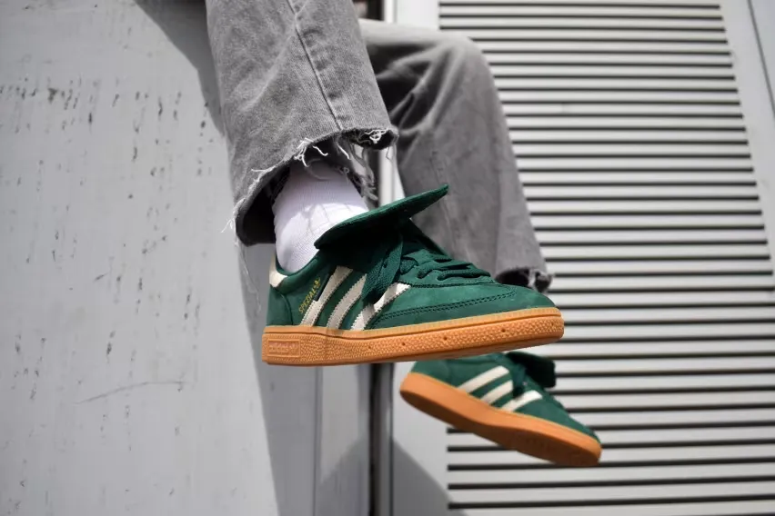 Комплект Adidas Handball Spezial LT, который вам нужен