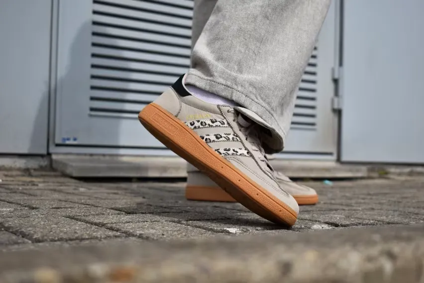 Комплект Adidas Handball Spezial LT, который вам нужен