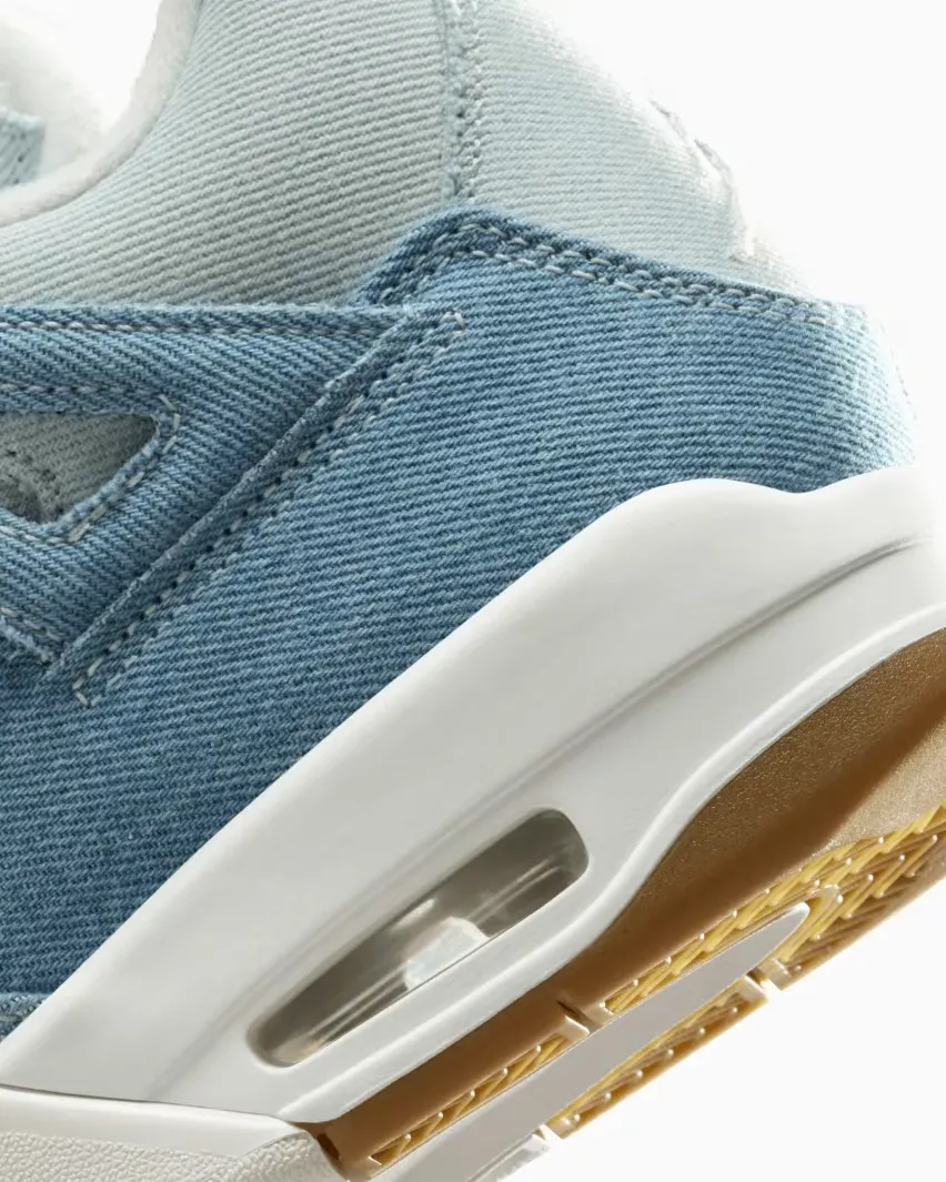 Сегодня, 21 августа 2025 года в продажу поступят кроссовки Air Jordan 4 Retro «Worn Blue Denim»