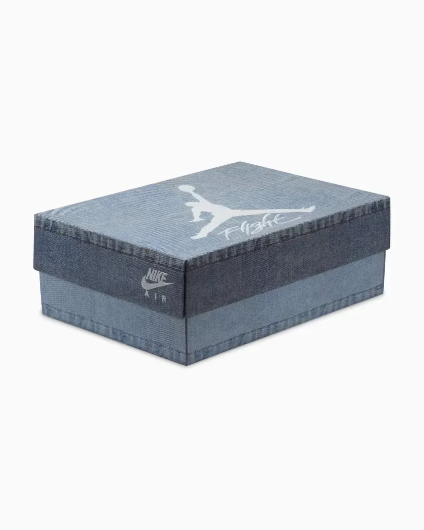 Сегодня, 21 августа 2025 года в продажу поступят кроссовки Air Jordan 4 Retro «Worn Blue Denim»