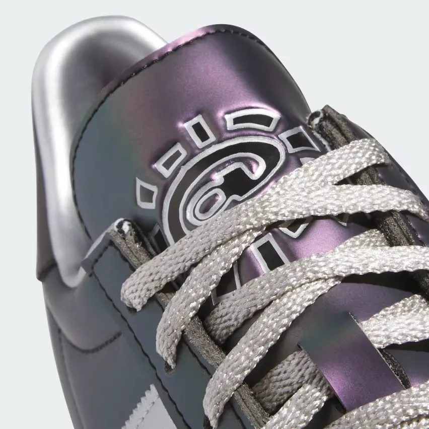 Фиолетовые кроссовки Country от Always Do What You Should Do и Adidas