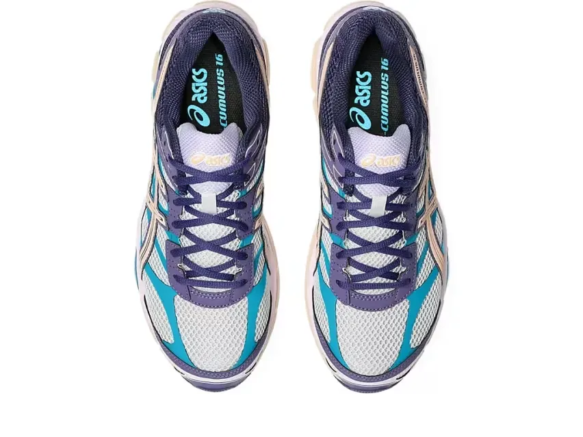 Сегодня, 15 августа, забирайте Asics Gel-Cumulus 16 в цветах «Cream Ivory» и «Bisque»