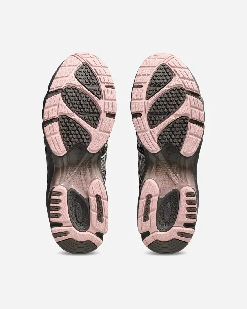 29 августа Кико Костадинов и Asics выпустят две новые расцветки кроссовок UB11-S Gel DS Trainer 14