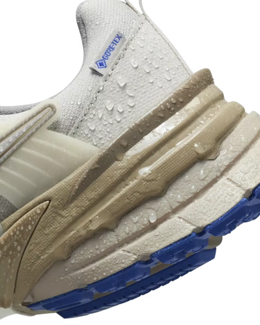 Кроссовки Nike Gore-Tex V2K Run в цветовой гамме "Light Iron Ore"