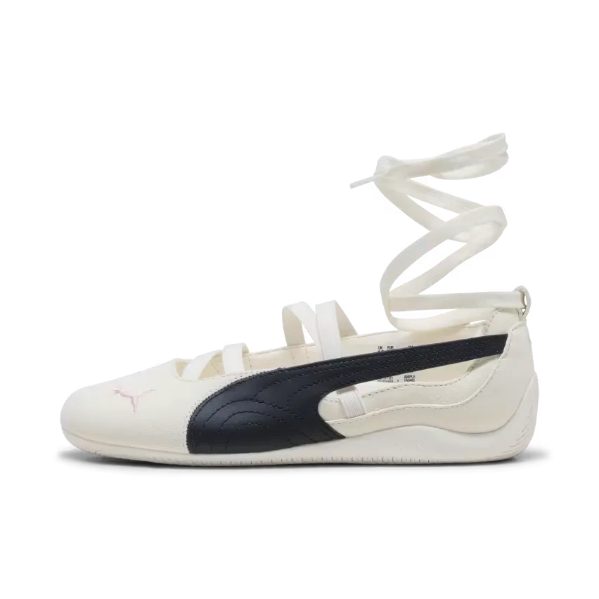 Вчера, 28 августа Rosé и Puma представили новую коллекцию Speedcat из трёх предметов