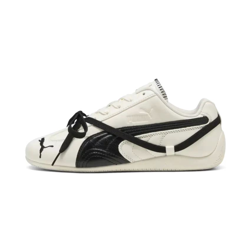 Вчера, 28 августа Rosé и Puma представили новую коллекцию Speedcat из трёх предметов