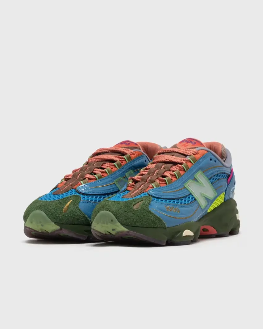 Салехе Бембери представляет новые кроссовки New Balance 1000 «Fog Be The Cloud»