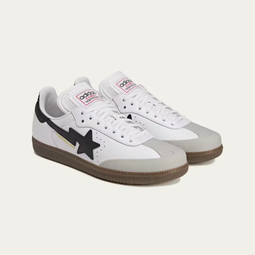 Завтра, 6 сентября, BAPE и adidas выпустят две новые модели Samba в цветах «Black» и «White»