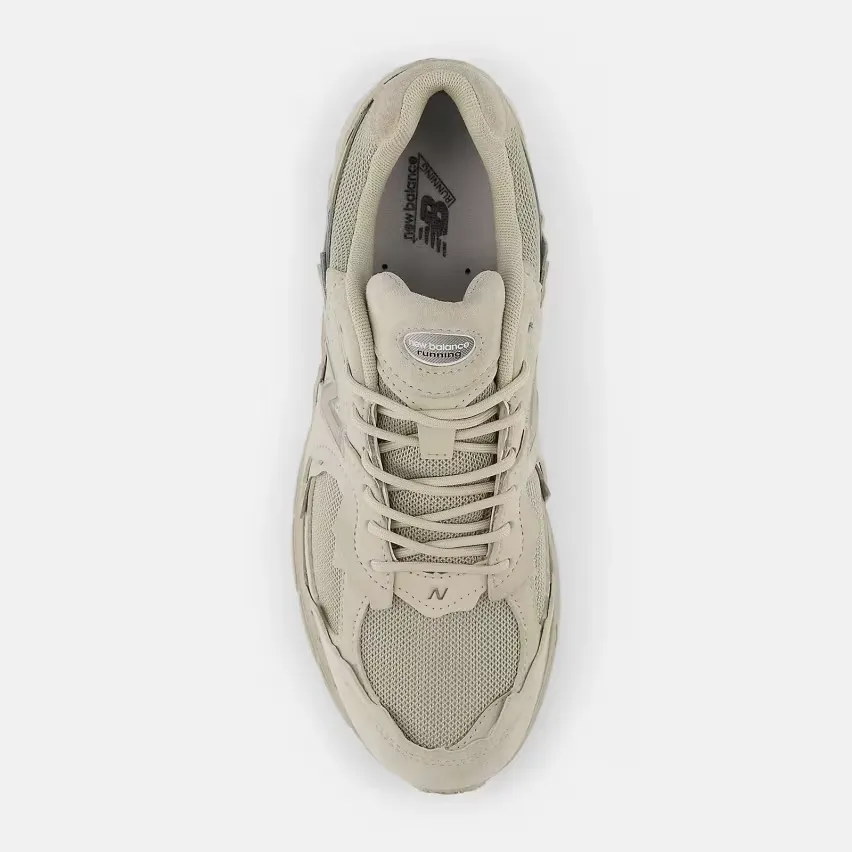 New Balance анонсирует трёхкомпонентный набор 2002DX Protection Pack с отделкой GORE-TEX