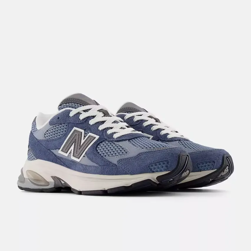 New Balance представляет две обновлённые модели 2010: «Ice Wine» и «Vintage Indigo»