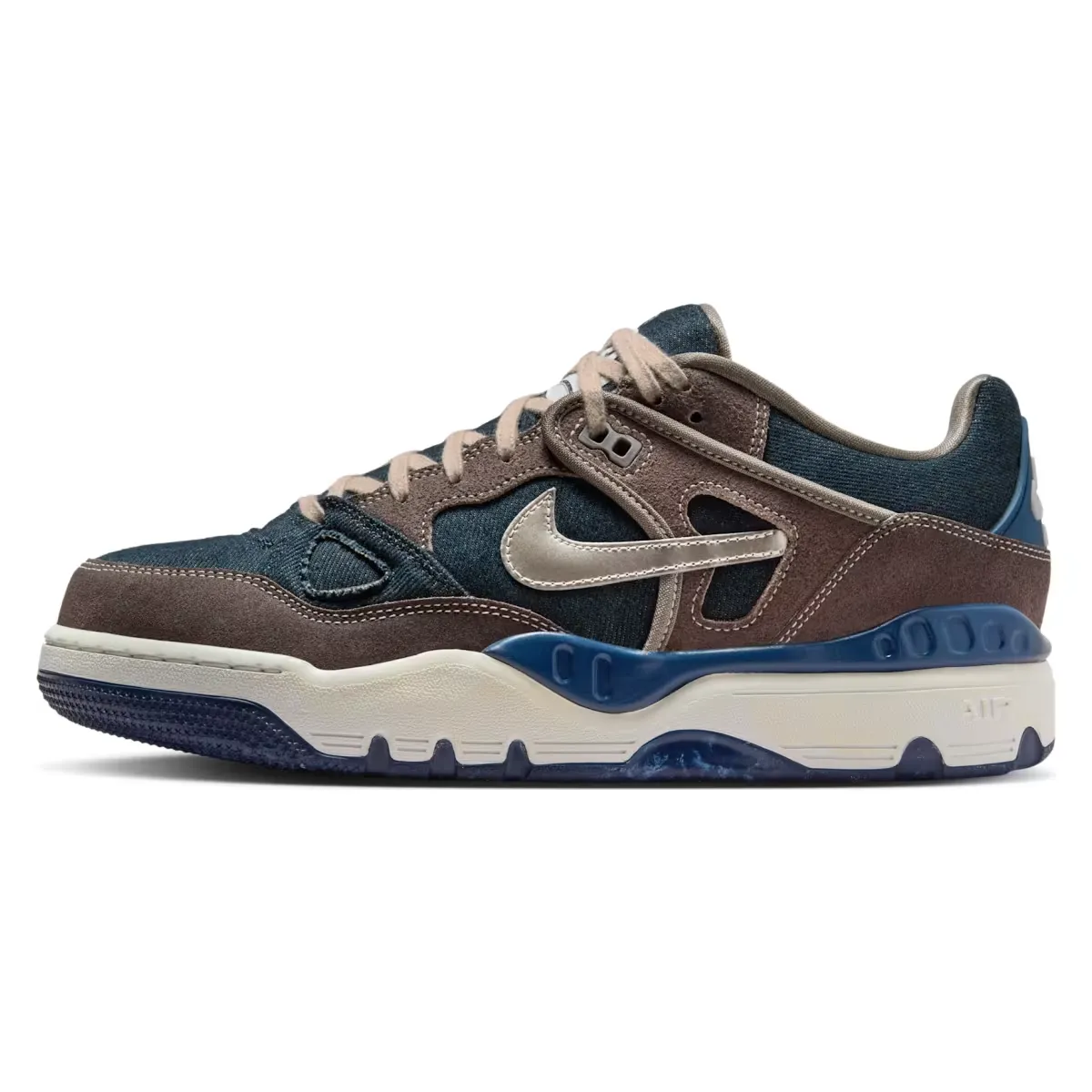 NIGO, Levi's и Nike объединяют усилия для создания двух новых кроссовок Air Force 3 Low