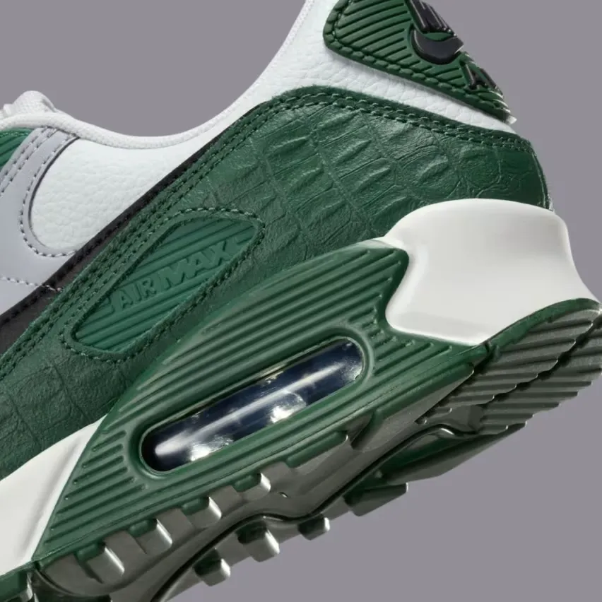 Прекрасный крокодиловый принт и осенние цвета объединились в модели Nike Air Max 90 «Fir Croc»