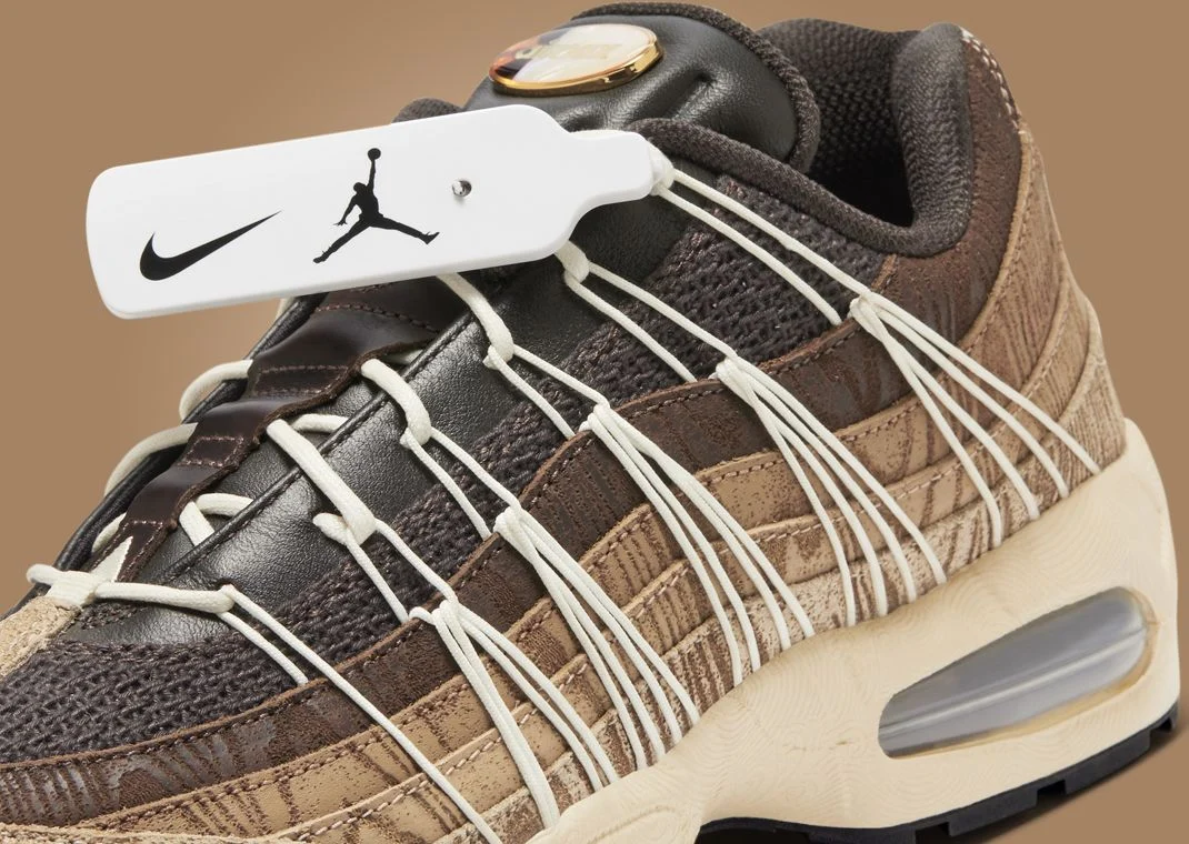 PHANTACi Джея Чоу превратил Air Max 95 в гитару