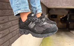 New Balance 2002DX Protection Pack «Black Metallic»
