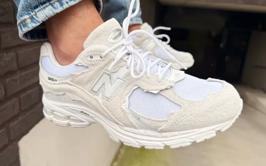 New Balance 2002DX Protection Pack Gore-tex «White Reflection» сохраняет чистоту и свежесть