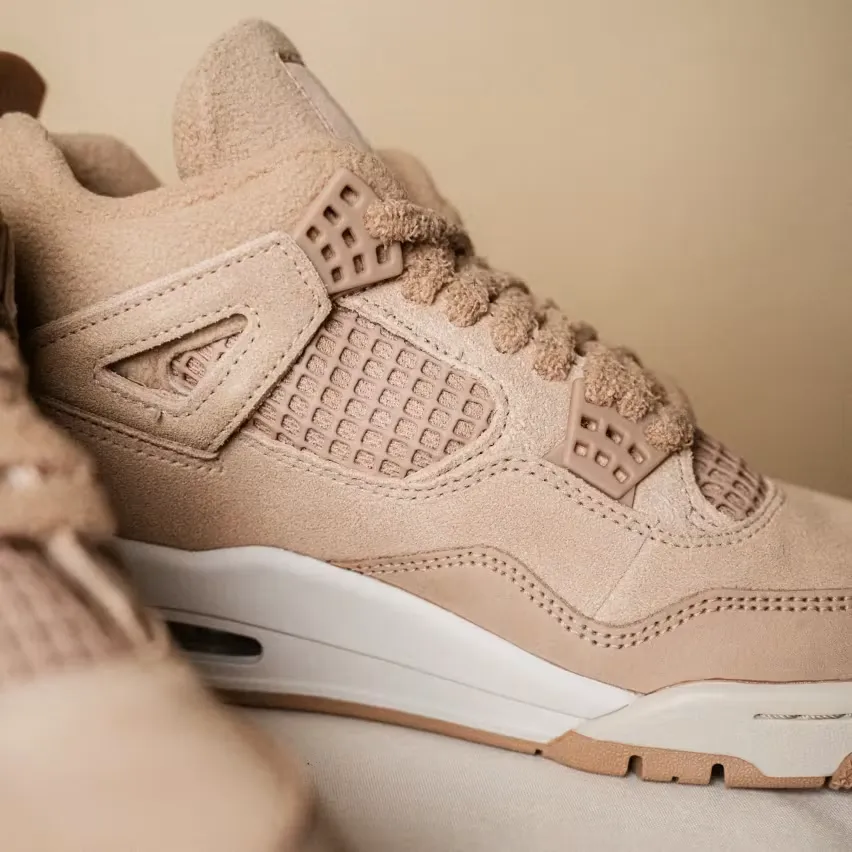 Проведите осень тепло и стильно с Air Jordan 4 Retro Wmns «Cozy Girl»