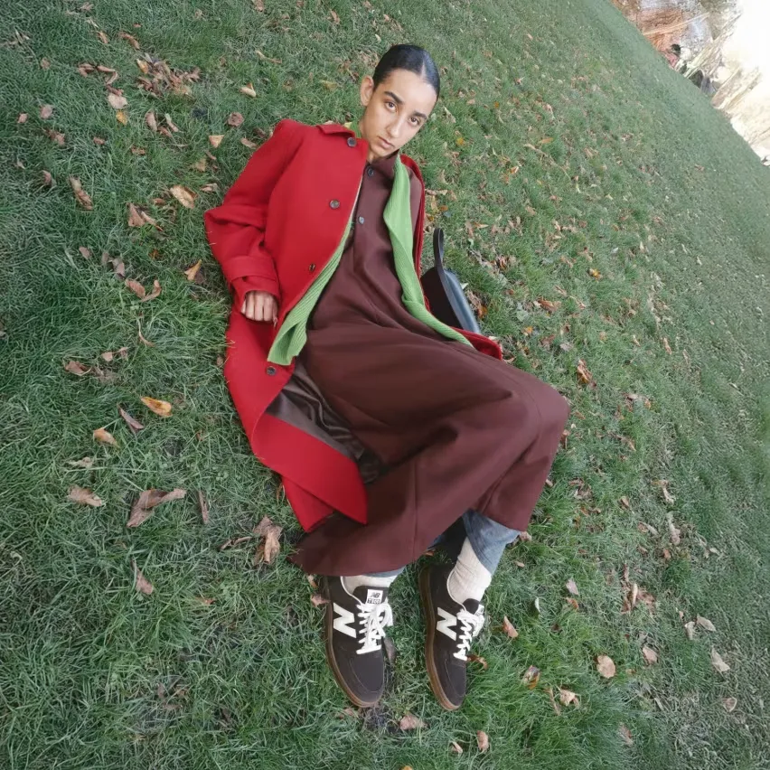 Auralee и New Balance выпустят в пятницу модель T500 в цветах «Java» и «Asparagus Green»