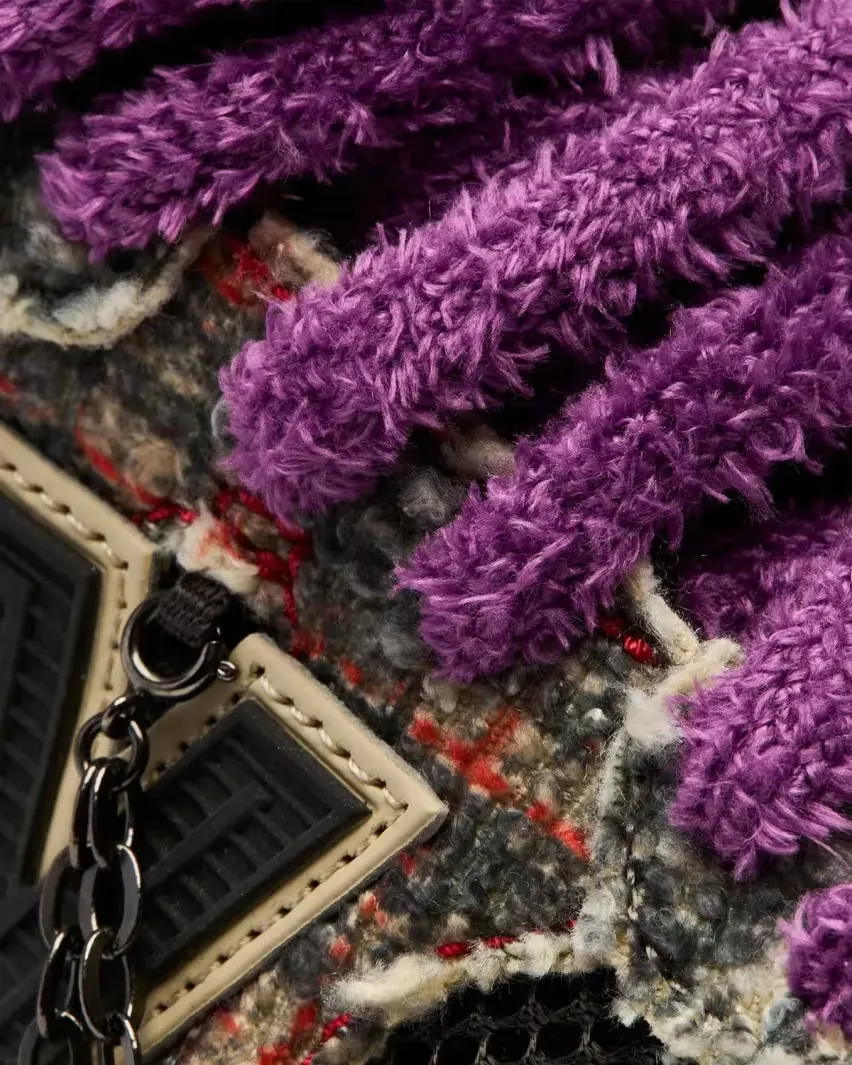 Джо Фрешгудс придал винтажный вид моделям New Balance ABZORB 2010 «Hand-Me-Downs» и «Bag Lady»