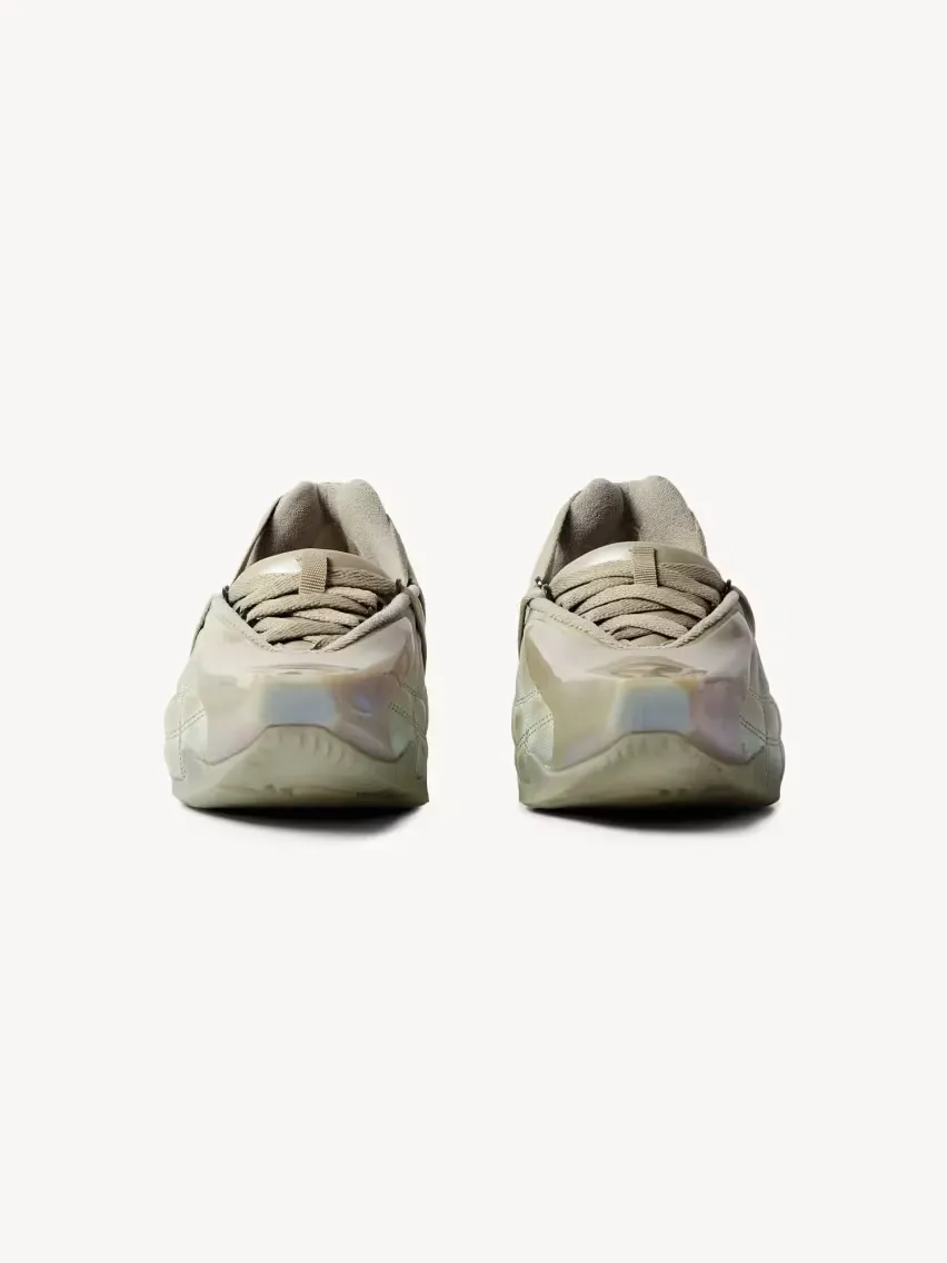 KNWLS представляет Nike Air Max Muse в футуристическом облике в трёх цветовых решениях