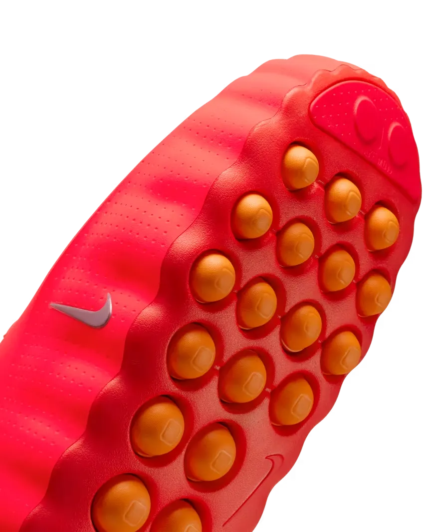 Nike сочетает комфорт и нейробиологию в новых мюлях Mind 001 и Mind 002