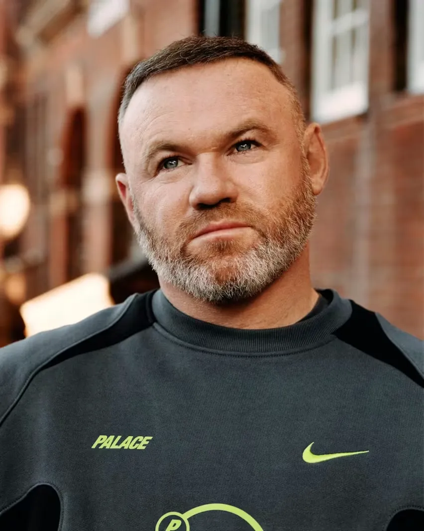 Palace возрождает Nike Total 90 III в цвете «Volt Metallic Silver»