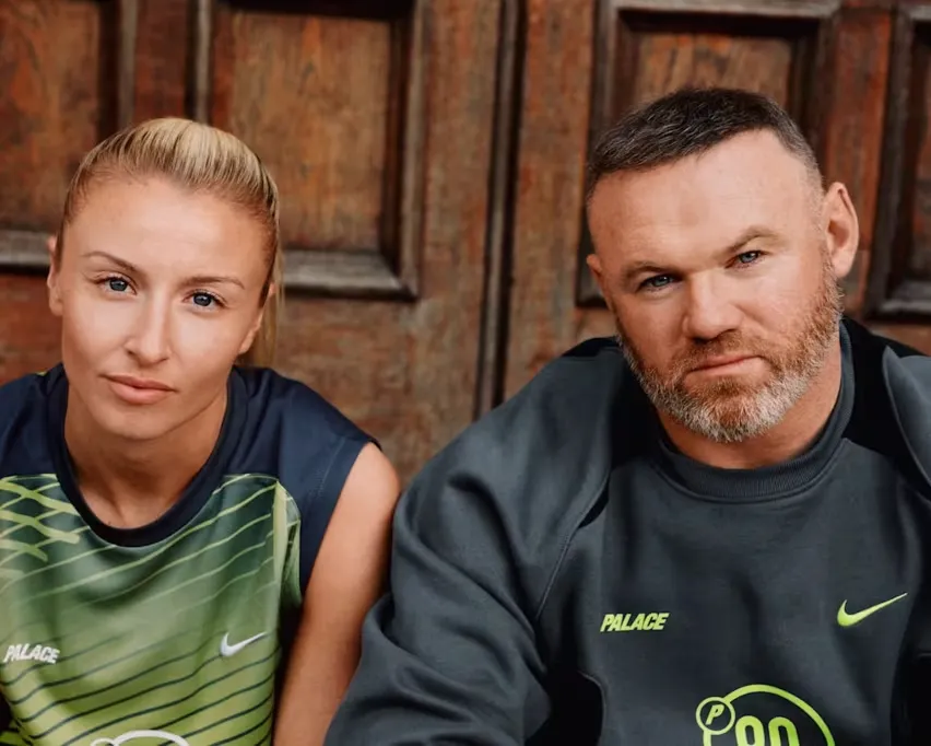 Palace возрождает Nike Total 90 III в цвете «Volt Metallic Silver»