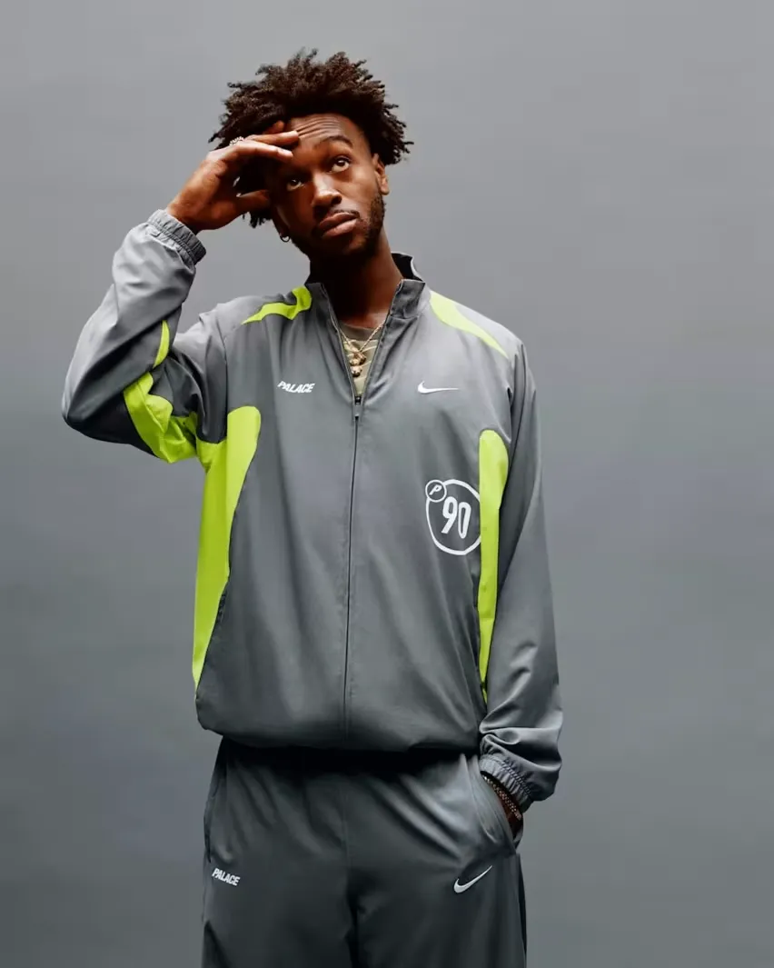 Palace возрождает Nike Total 90 III в цвете «Volt Metallic Silver»