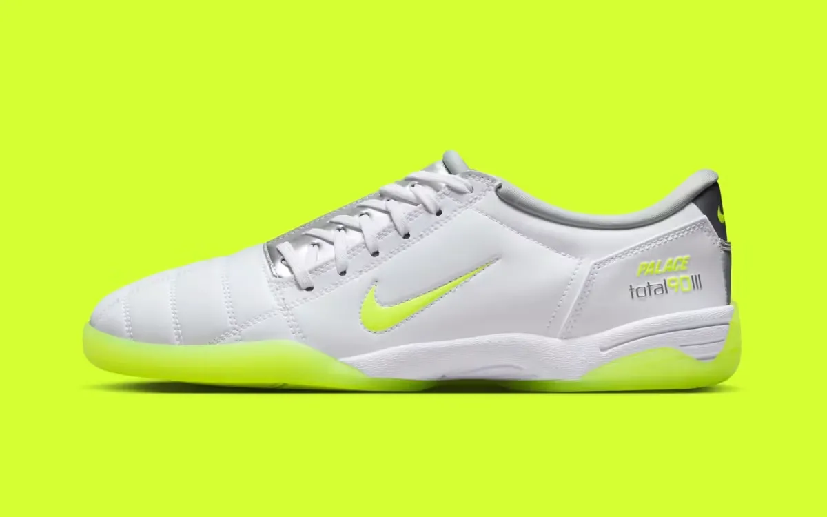Palace x Nike Total 90 III «Volt Metallic Silver»